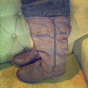 Muk Luk boots